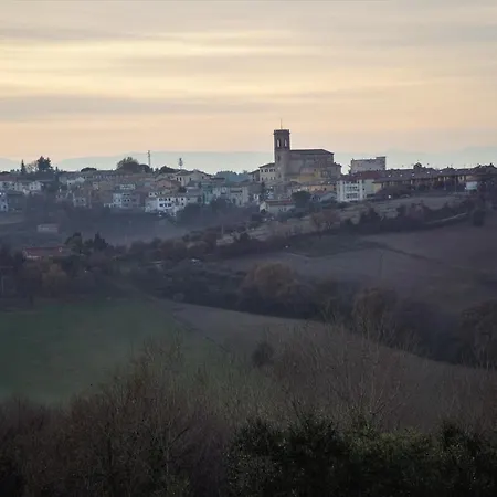 Di Agricoltori Bed and breakfast San Costanzo